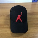 Cap black red hockeyplayer