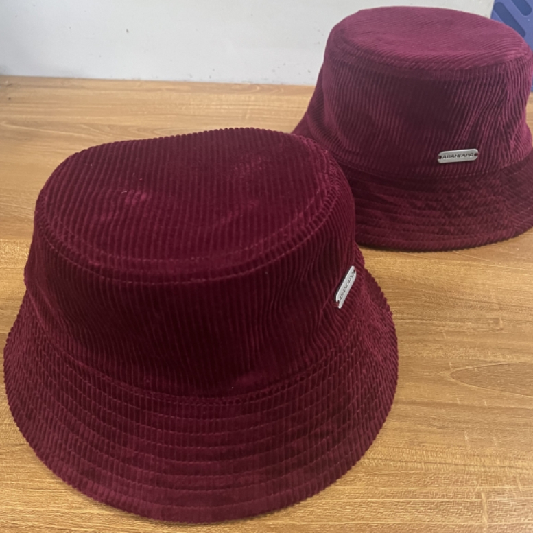 HC Avangard panama burgundy