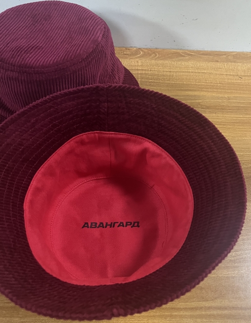 HC Avangard panama burgundy